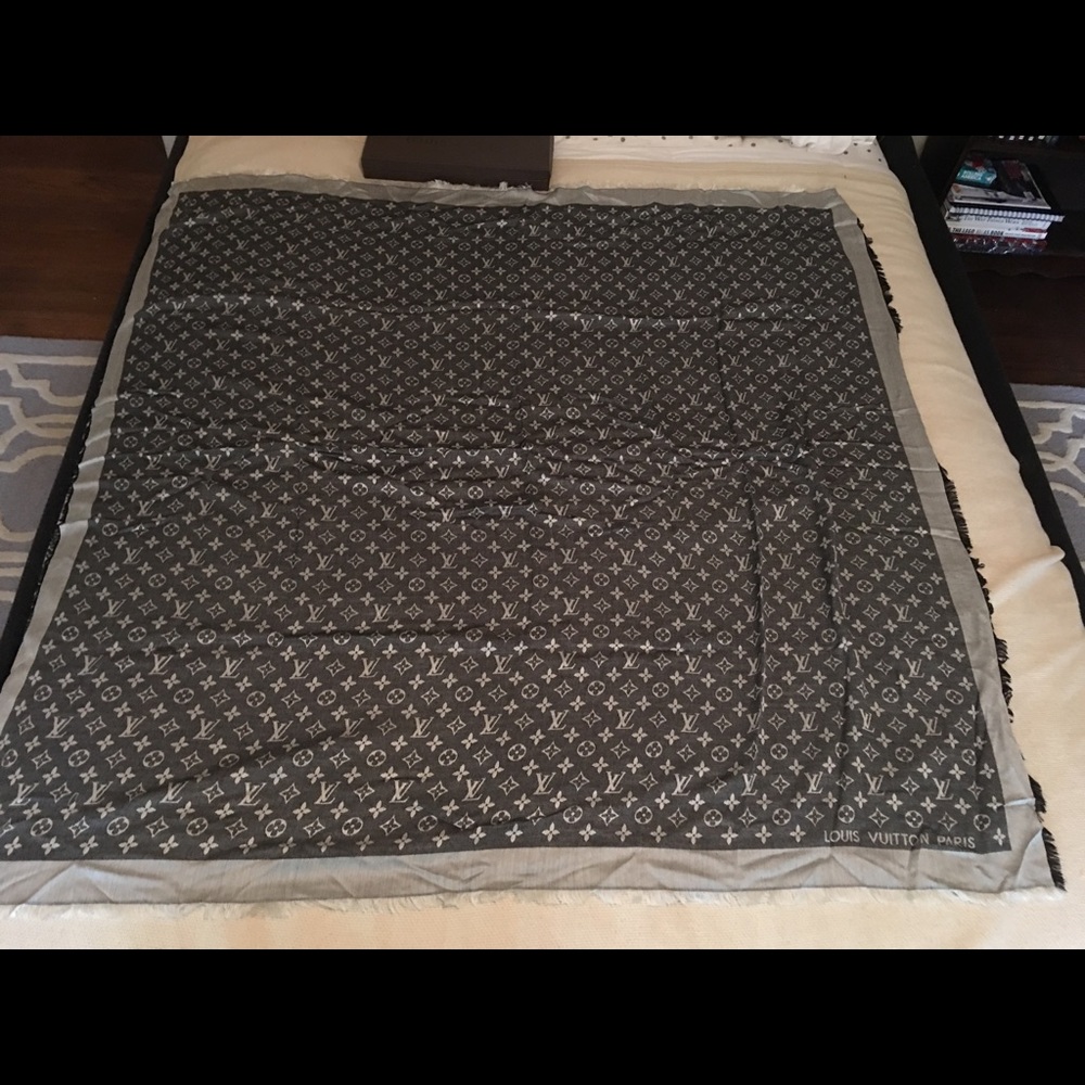 Louis Vuitton large scarf/shawl